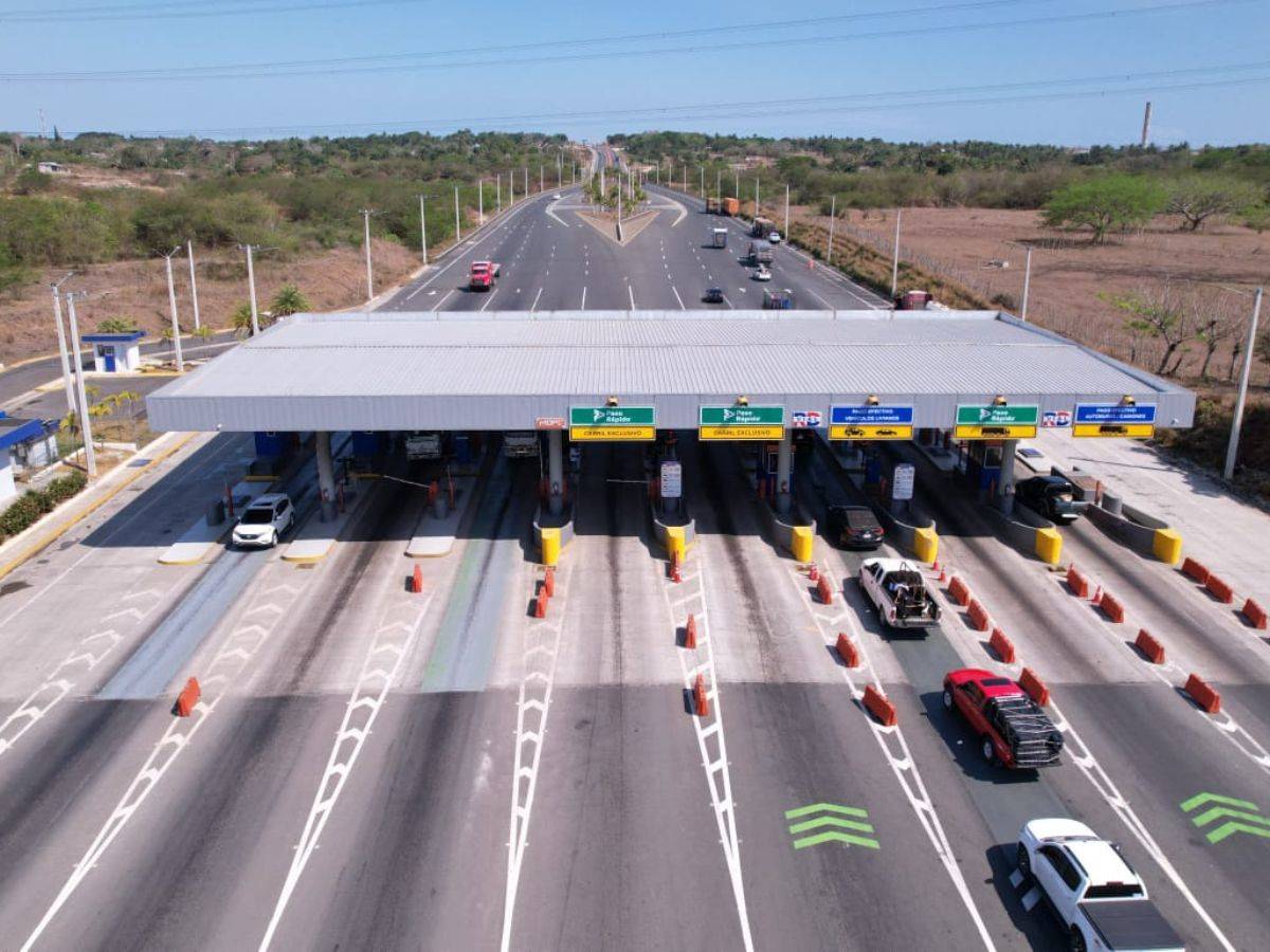 Reportan tránsito de vehículos por carriles de Paso Rápido se mantiene ágil durante fin de semana