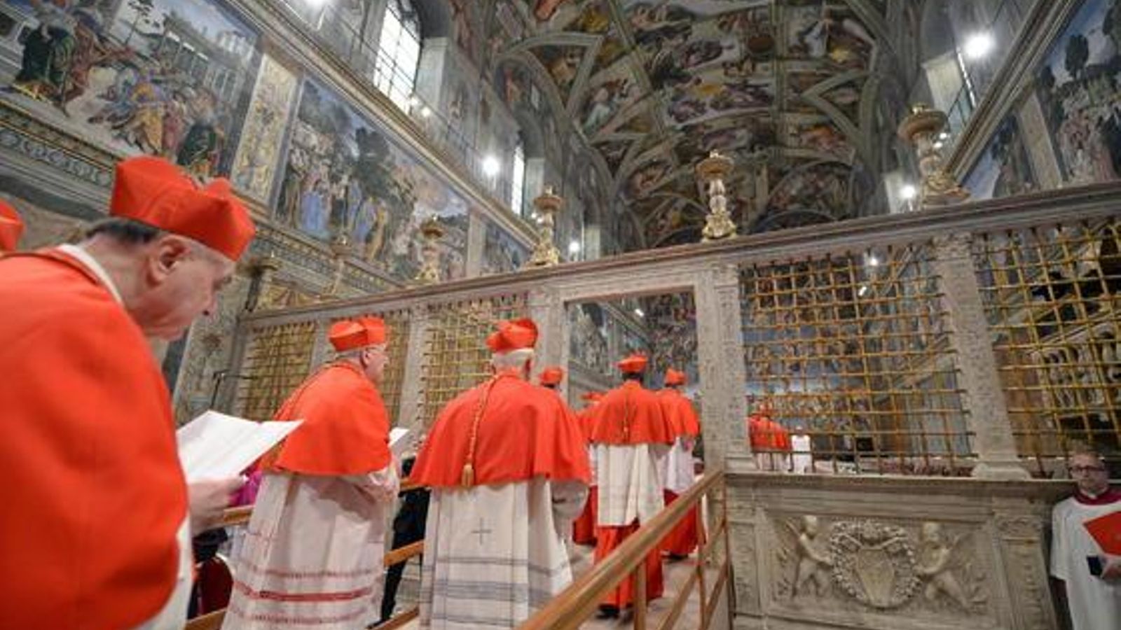 El cónclave para elegir al sucesor del difunto papa Francisco comienza este miércoles, con una misa en la que se reunirán los 133 cardenales electores antes de encerrarse en la Capilla Sixtina para empezar las votaciones.
