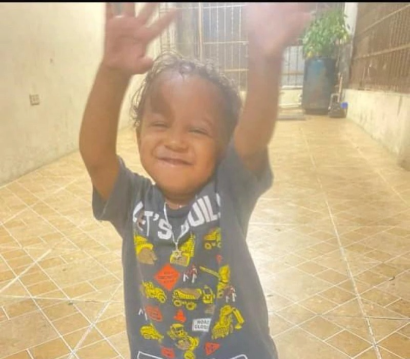Un niño de dos años falleció bajo circunstancias sospechosas que apuntan a un posible caso de maltrato infantil, en el sector La Cuaba
