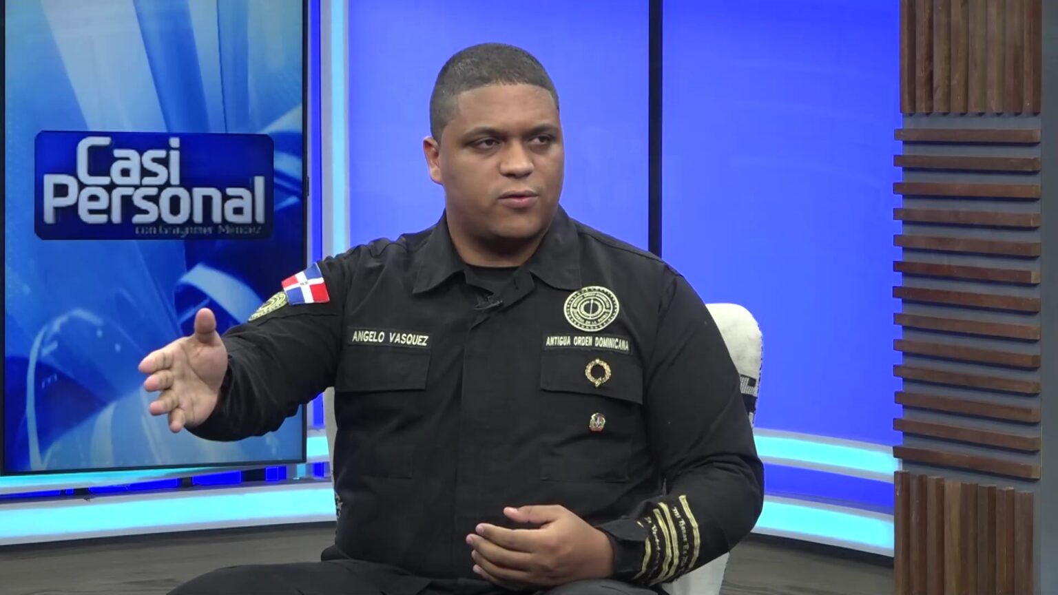El dirigente nacionalista Ángelo Vásquez, líder del movimiento La Antigua Orden Dominicana, denunció que ha recibido múltiples amenazas de muerte por parte de presuntos militares haitianos radicados en Estados Unidos, quienes, según afirmó, le han enviado mensajes intimidatorios en los que aseguran que atacarán a su familia.