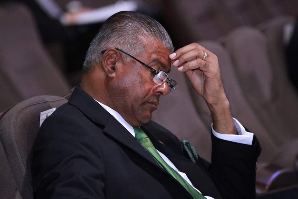 Un tribunal de Costa Rica condenó al exdiputado David Gourzong a 9 meses de cárcel y al pago de una multa al encontrarlo culpable de dos delitos contra la libre determinación del votante por pedir votos a cambio de dinero en el año 2018, informó este miércoles la Fiscalía.