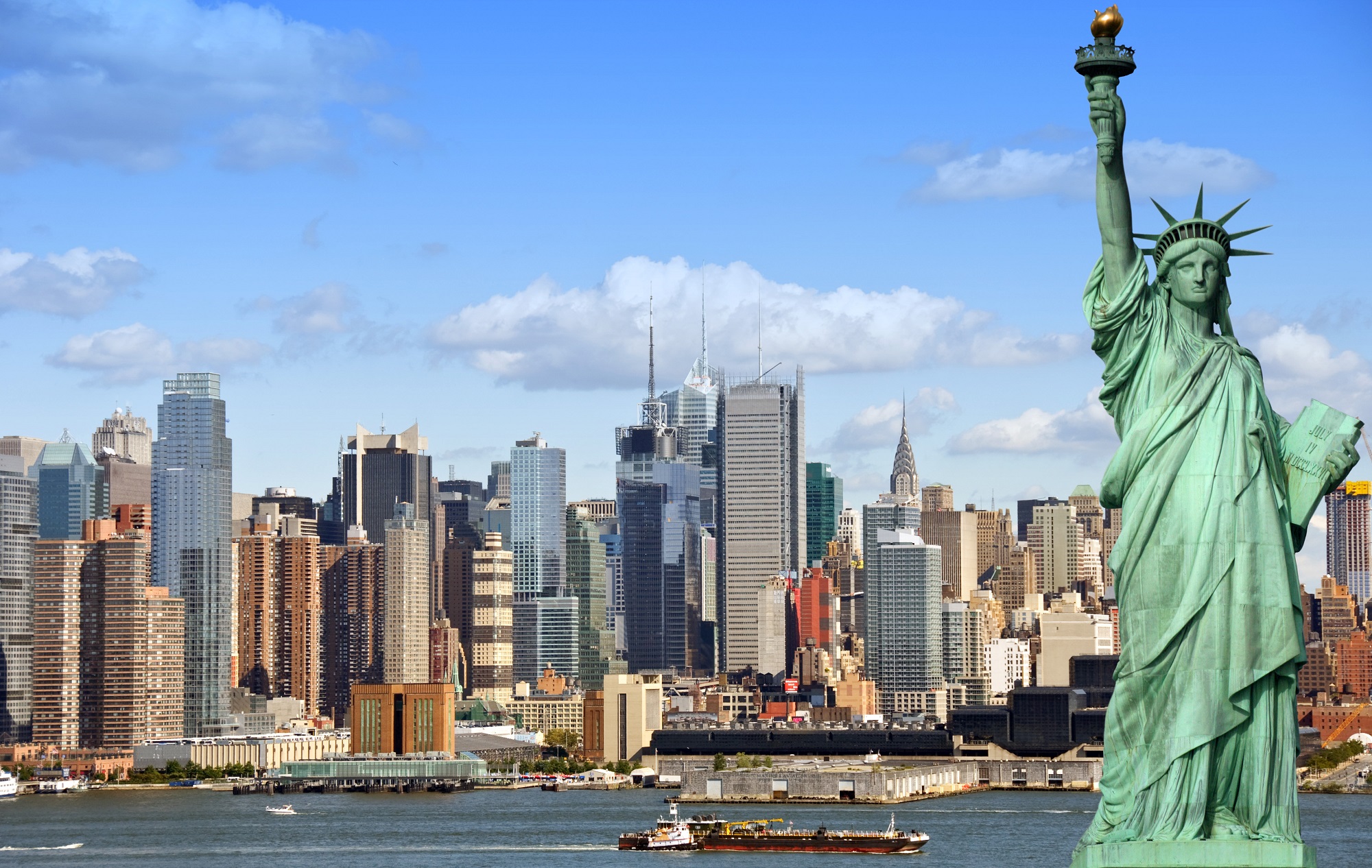 El alcalde de Nueva York, Eric Adams, anunció este miércoles una asignación de 250 millones de dólares, que se suman a los 152,7 millones ya existentes, para financiar la primera transformación que tendrá la Quinta Avenida en sus 200 años, de acuerdo con el plan que dio a conocer en 2022 para un tramo de la famosa calle.
