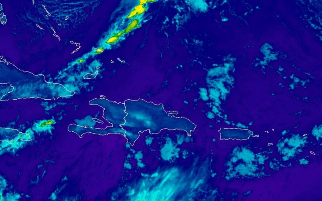  El Instituto Dominicano de Meteorología (Indomet) informó este martes de la formación de la primera onda tropical de este año, que sigue alejándose de la costa occidental de África, moviéndose hacia el oeste a unos 27 kilómetros por hora.