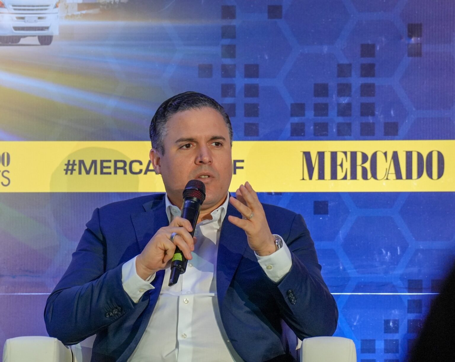 El director ejecutivo de la Autoridad Portuaria Dominicana, Jean Luis Rodríguez, adelantó que para el puerto de Haina en los próximos meses se gestionarán 60,000 metros cuadrados adicionales para continuar su expansión, alineada con la creciente demanda del sector logístico.