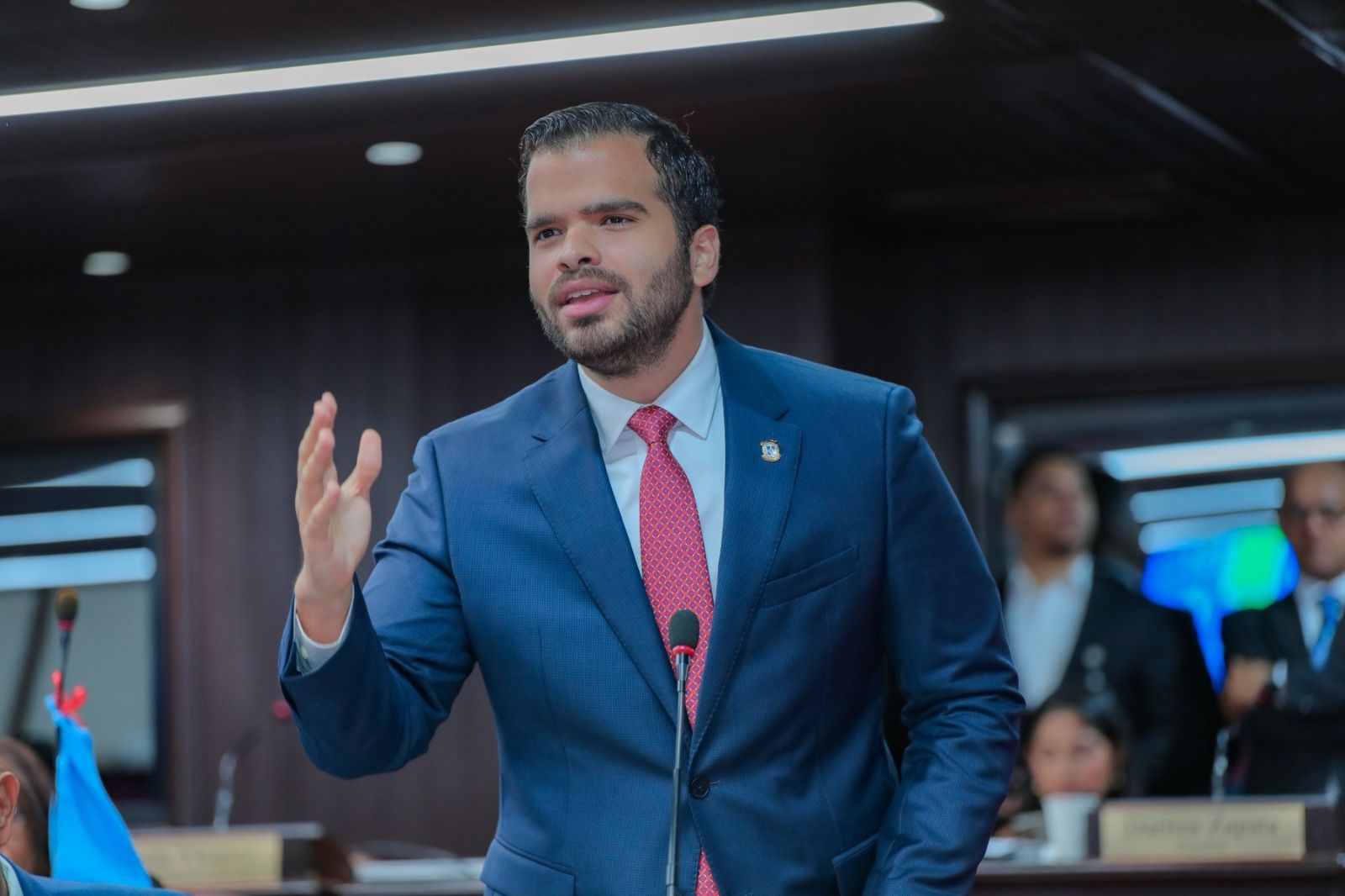 El diputado y presidente de la Comisión Permanente de Tecnología de la Información de la Cámara de Diputados, Vicente Sánchez Henriquez realizó un llamado contundente a las autoridades nacionales para que la tecnología sea adoptada como eje central en los sistemas de control migratorio del país.