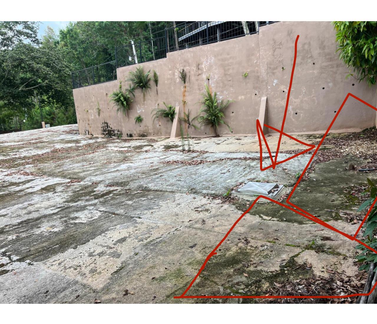 La Asociación de Propietarios Jamaca de Dios,  pidieron ayer la intervención del presidente Luis Abinader y al Ministerio de Obras Públicas para que intervenga de inmediato el restaurante del mismo nombre y otras obras en construcción en la montaña ubicada en la Colonia Palo Alto, en Jarabacoa, tras advertir que la cordillera podría colapsar, causando mucho más muertes que en la discoteca Jet Set.