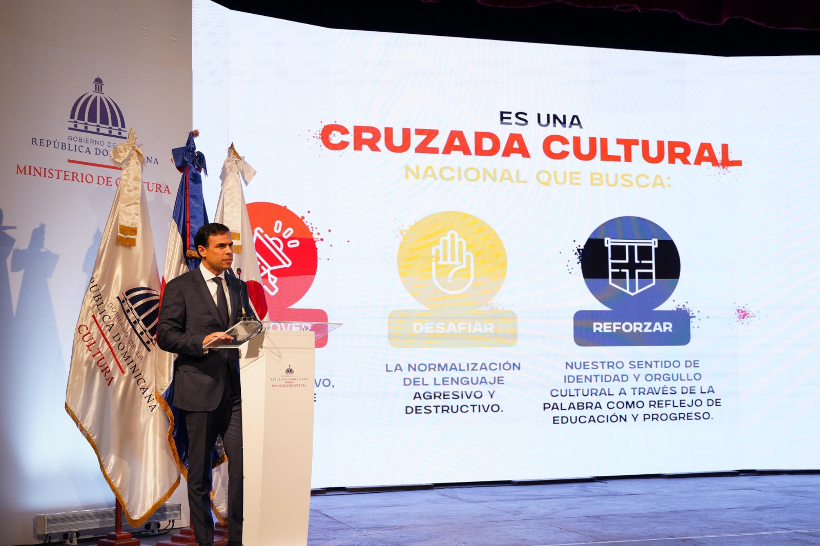 El ministro de Cultura, Roberto Ángel Salcedo, presentó este lunes la iniciativa “El poder de las buenas palabras”, un programa diseñado para resaltar el impacto positivo del lenguaje en la convivencia social y el desarrollo cultural.