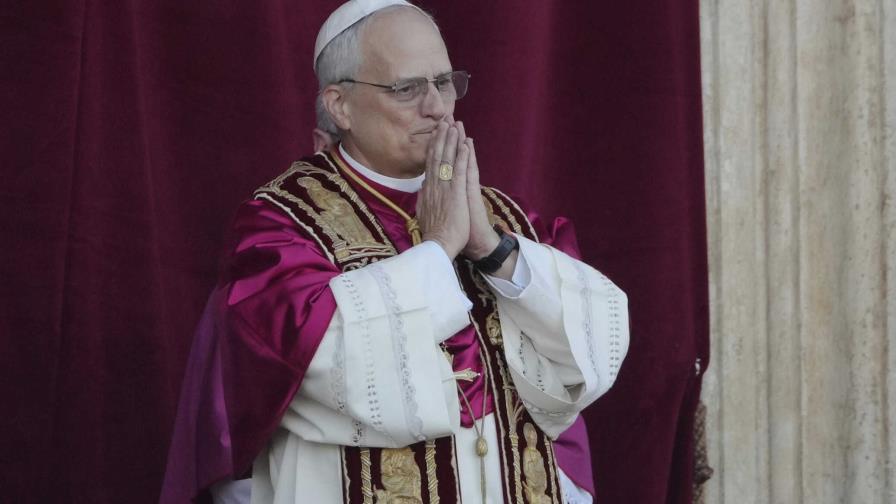 El nuevo pontífice de la Iglesia Católica, León XIV, reveló que su madre nació en República Dominicana, despejando así los rumores que circularon en los días recientes sobre un supuesto origen ecuatoriano