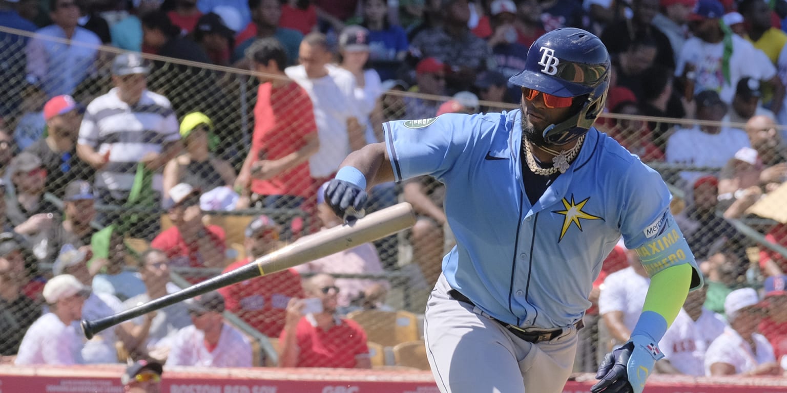 El dominicano Junior Caminero protagonizó una noche memorable en la victoria arrolladora de los Tampa Bay Rays por 13-3 sobre los Houston Astros, este jueves en el Parque Daikin. Caminero se fue de 6-3 con jonrón, doble, dos carreras anotadas y seis remolcadas, consolidándose como una figura clave en el ascenso reciente del equipo.