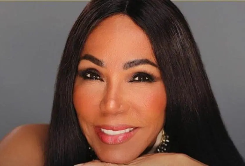 Tras el escándalo generado en los últimos días y pese a los rumores sobre un presunto cambio de dueña en la franquicia Miss República Dominicana Universo, la preparadora de reinas y actual directora del certamen, Magali Febles, compartió mediante un comunicado publicado en sus redes sociales que nada ha cambiado y que continúa al frente de la organización.