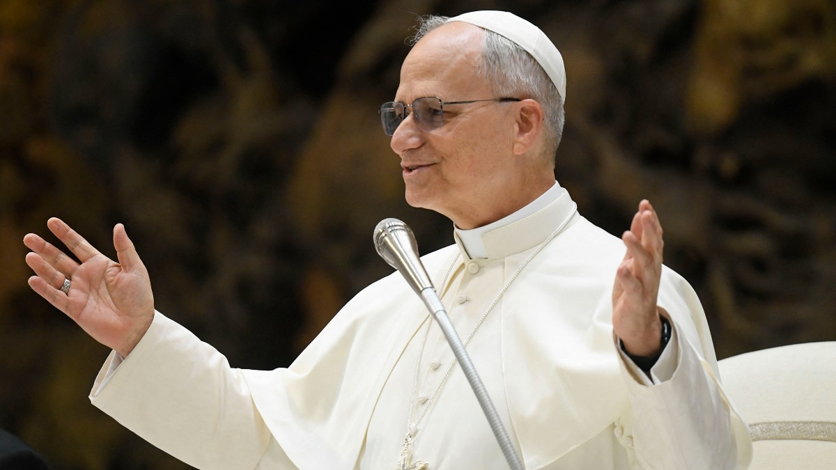 El papa León XIV presidió este sábado la ordenación de once nuevos sacerdotes en una misa en la basílica de San Pedro y, en su homilía, les instó a "reconstruir la credibilidad" de la iglesia y a no perseguir el poder.