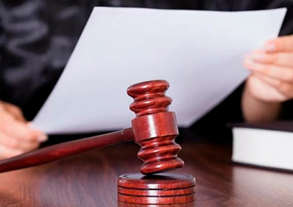 El juez de la Oficina Judicial de Servicios de Atención Permanente de Santiago ordenó tres meses de prisión preventiva contra Waldy Díaz, alias "Piyeyo", quien está señalado como el principal sospechoso de un robo de joyas valorado en millones de pesos.