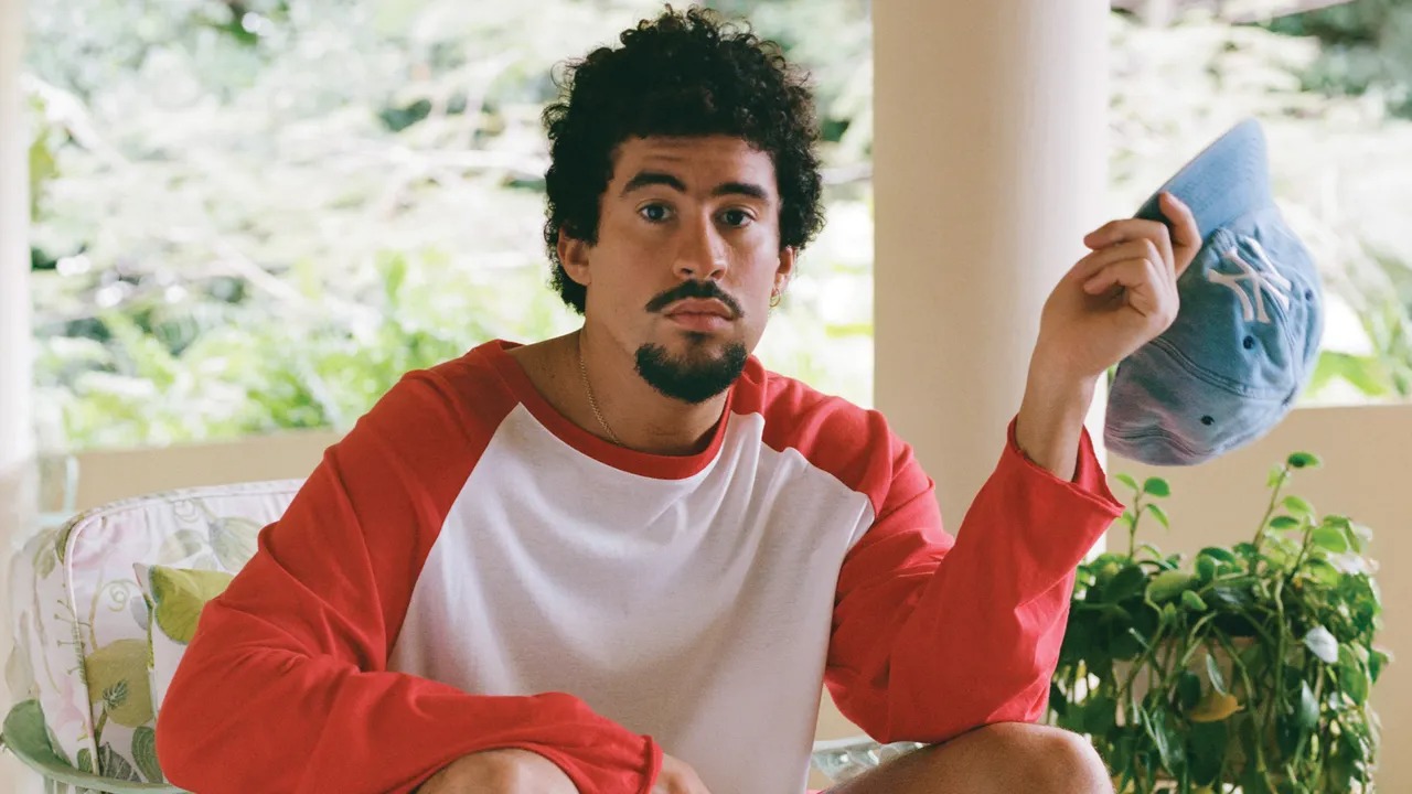 Tras agotarse las boletas para el concierto de Bad Bunny el 21 de noviembre, han anunciado una segunda función en el Estadio Olímpico Félix Sánchez para el sábado 22 de noviembre de 2025, como parte de su gira mundial «Most Wanted Tour – DeBí Tirar Más Fotos»