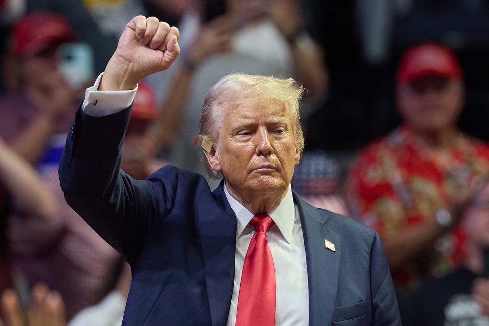 El presidente de EE.UU., Donald Trump, anunció este sábado que la Fuerza Aérea del país norteamericano ha completado un "exitoso ataque" contra tres instalaciones nucleares en Irán.