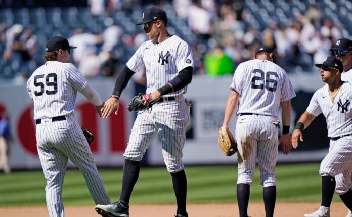 Los Yankees de Nueva York continúan consolidando su hegemonía dentro y fuera del terreno de juego, al posicionarse como el equipo más valioso de las Grandes Ligas de Béisbol (MLB), con un valor estimado de 8,400 millones de dólares, según el más reciente informe publicado por la firma especializada Sportico.