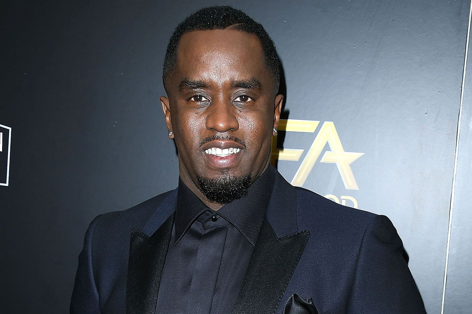 El rapero Sean 'Diddy' Combs fue exonerado este miércoles por un jurado popular de los principales cargos a los que se enfrentaba, principalmente el de liderar una empresa criminal -que le habría costado la cadena perpetua- y el de tráfico sexual o proxenetismo.